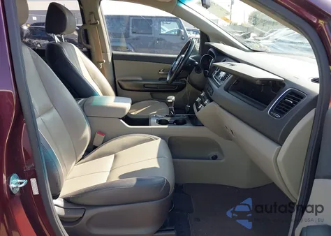 2017 Kia Sedona Lx из США, поврежденный, VIN KNDMB5C13H6309743